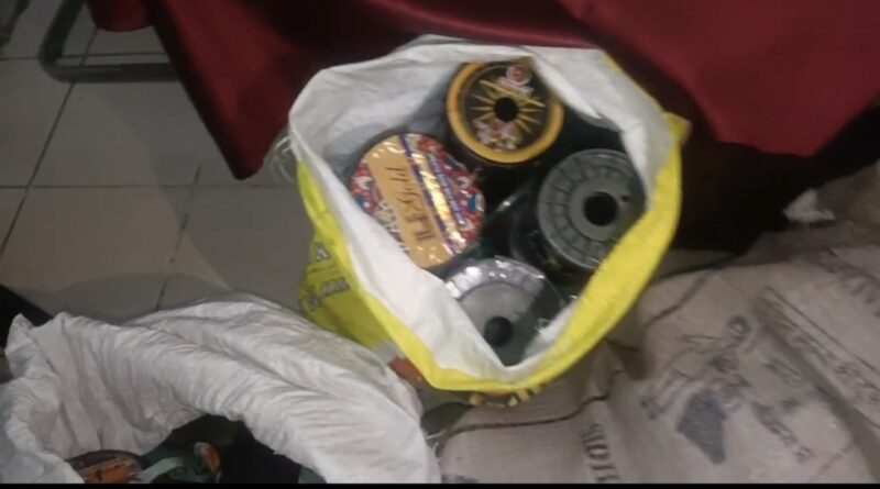 छिंदवाड़ा में खूनी मांझे पर पुलिस का बड़ा प्रहार: तीन सगे भाई गिरफ्तार, 65 रील जब्त; गले में लगे थे 42 टांके