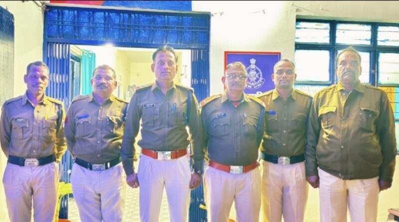 नवोदय स्कूल के लापता छात्र नरसिंहपुर में मिले: बोर्ड परीक्षा के दबाव में भागे थे बच्चे; पुलिस ने 24 घंटे में दस्तयाब कर परिजनों को सौंपा