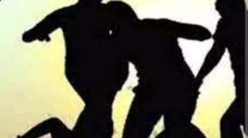 चाचा की धौंस बताकर निगम के ड्राइवर की बेरहमी से पिटाई, मेंटेनेंस की मांग करने पर विकास मराठा ने दी जान से मारने की धमकी